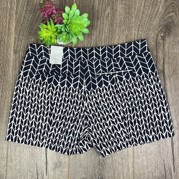 NWT Banana Republic Clean Front Shorts Modern Navy 0 - Picture 2 of 9